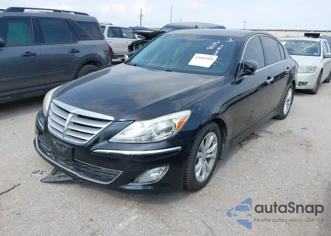 2012 Hyundai Genesis 3.8 z USA, uszkodzony, nr VIN KMHGC4DD7CU197851